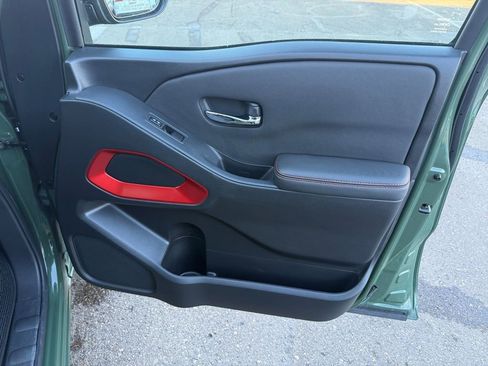 Used 2024 Nissan Frontier Pro-X w/ Pro Convenience Package image 16