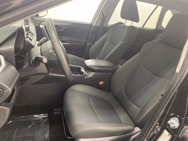 Certified 2025 Toyota RAV4 LE AWD/4WD image 14