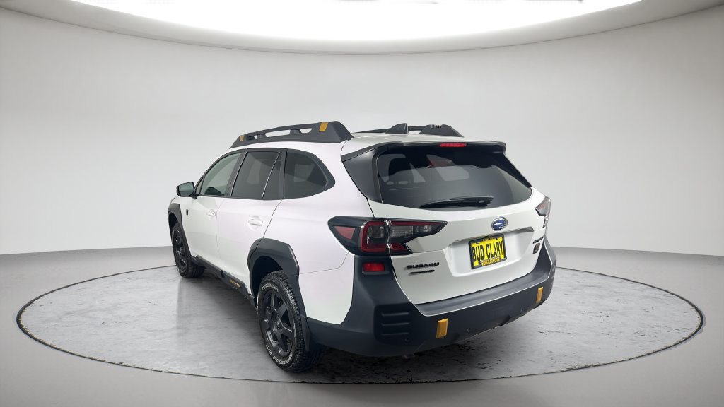 Used 2025 Subaru Outback Wilderness AWD/4WD image 10