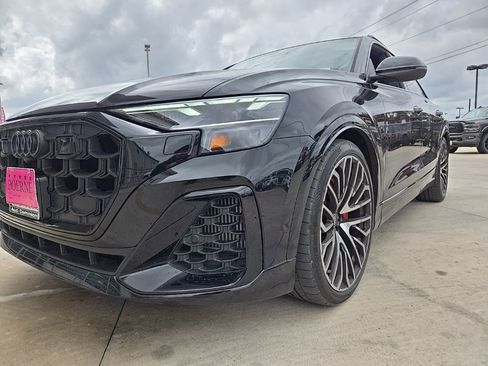 Used 2024 Audi SQ8 Premium Plus image 3