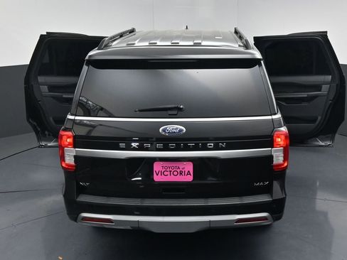 Used 2024 Ford Expedition Max XLT image 29