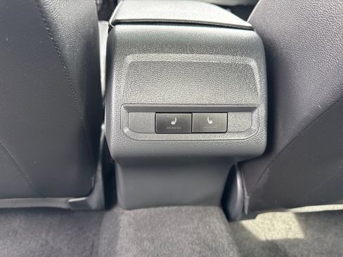 Used 2024 Volkswagen Jetta SEL FWD image 14