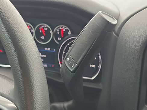 Used 2022 Chevrolet Silverado 1500 Custom w/ Safety Confidence Package image 19