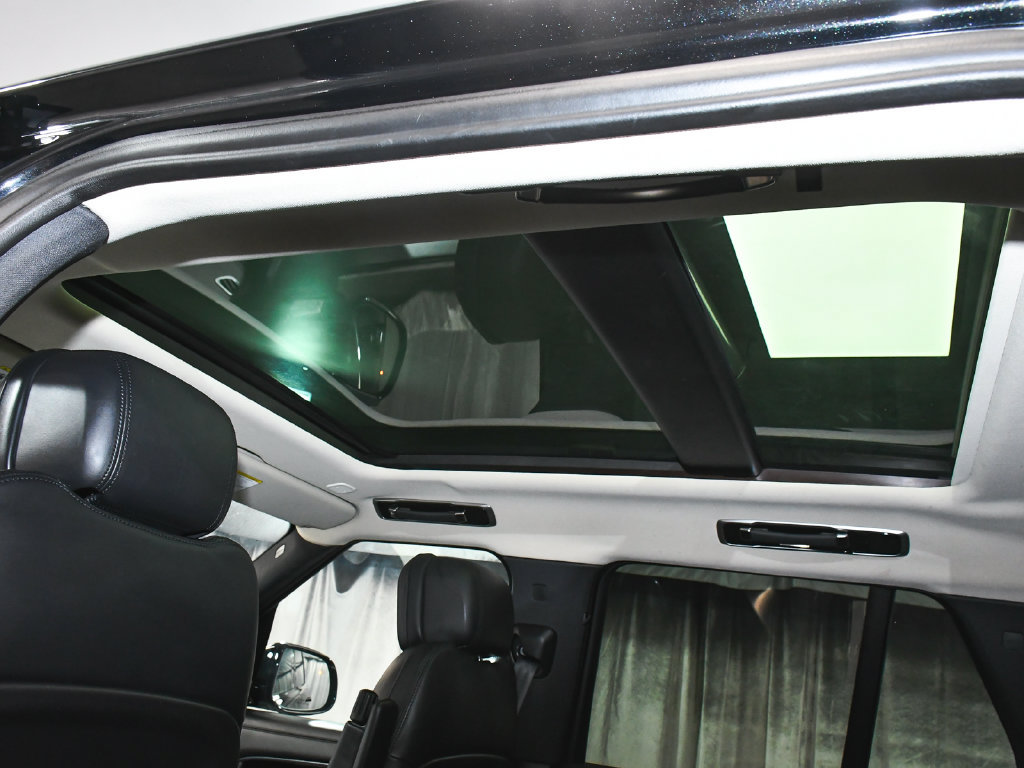 Used 2023 Land Rover Range Rover SE AWD/4WD image 47