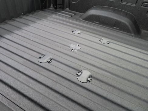 Used 2025 GMC Sierra 2500 AT4X image 46