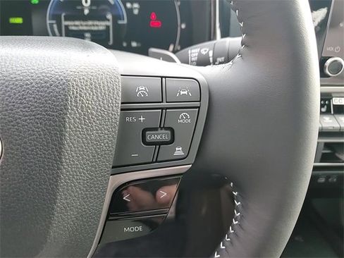 Used 2026 Toyota Camry SE image 16