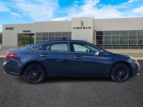 Used 2016 Toyota Avalon image 2