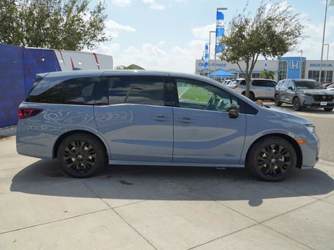 New 2026 Honda Odyssey Sport-L image 4