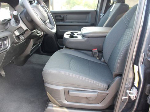 Used 2025 RAM 2500 Tradesman image 3