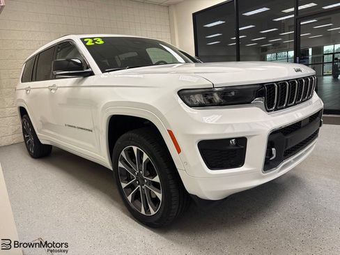 Used 2023 Jeep Grand Cherokee L Overland AWD/4WD image 1