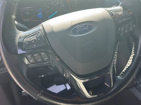 Used 2017 Ford Explorer XLT w/ Equipment Group 202A image 19