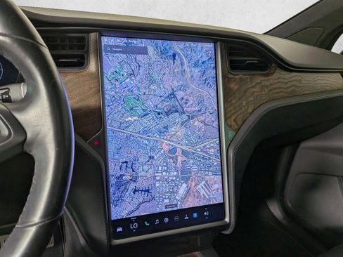 Used 2019 Tesla Model X 75D AWD/4WD image 15