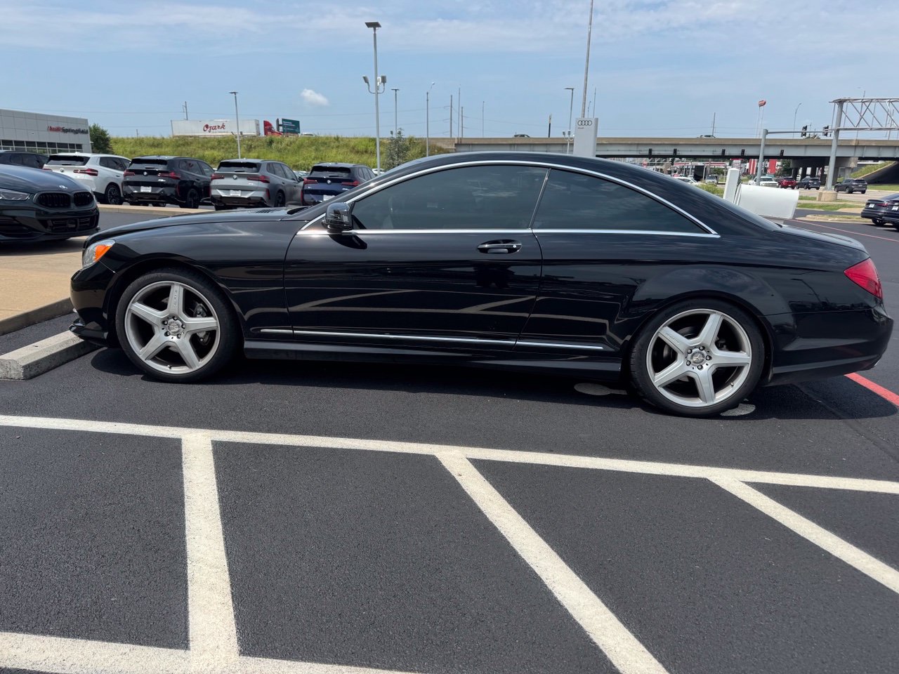 Used 2012 Mercedes-Benz CL 550 4MATIC image 6