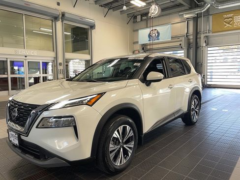 Certified 2023 Nissan Rogue SV image 7