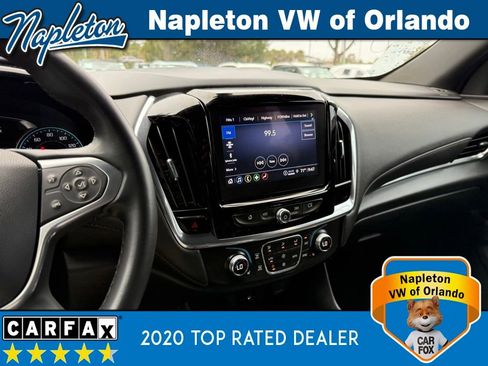 Used 2023 Chevrolet Traverse LT image 29