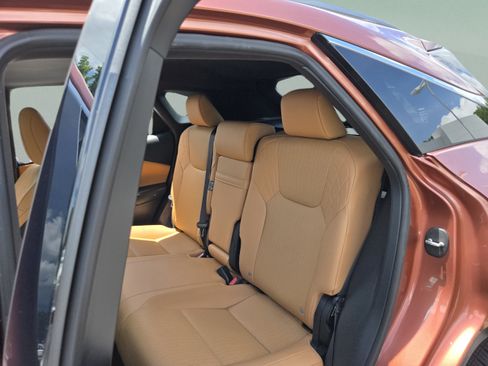 Certified 2025 Lexus RX 350 Premium w/ Accessory Package (Z1) FWD image 25