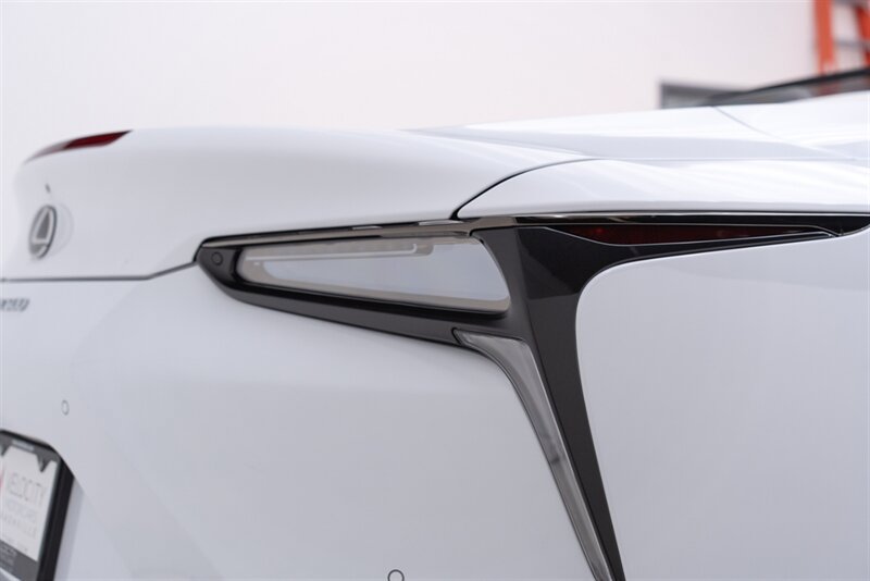 Used 2024 Lexus LC 500 Convertible RWD image 25