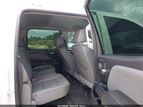 Used 2017 Chevrolet Silverado 3500 W/T AWD/4WD image 8