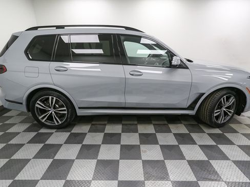 Used 2023 BMW X7 xDrive40i w/ Executive Package image 7