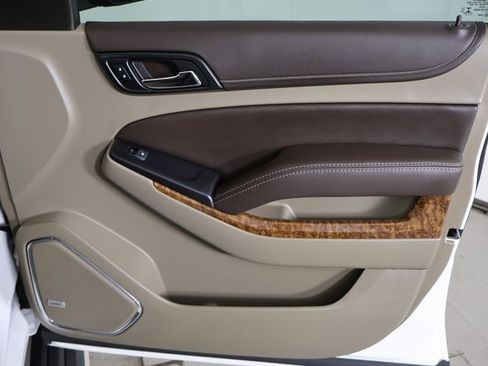 Used 2019 Chevrolet Tahoe Premier image 12