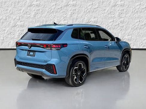 Used 2025 Volkswagen Tiguan SEL R-Line AWD/4WD image 3