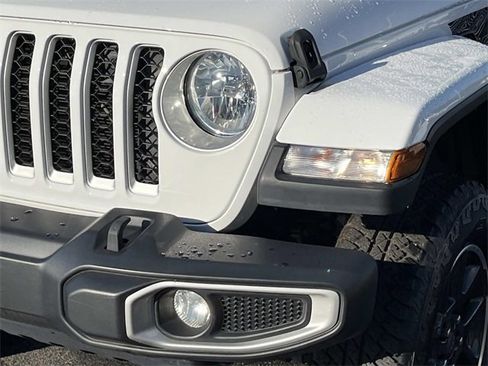 Used 2022 Jeep Gladiator Overland w/ Popular Equipment Package image 10