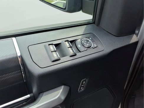 Used 2020 Ford F150 XLT w/ Equipment Group 302A Luxury AWD/4WD image 12