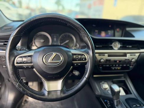 Used 2017 Lexus ES 350 FWD image 47
