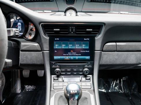 Used 2018 Porsche 911 GT3 image 50