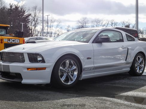 Used 2007 Ford Mustang GT RWD image 14