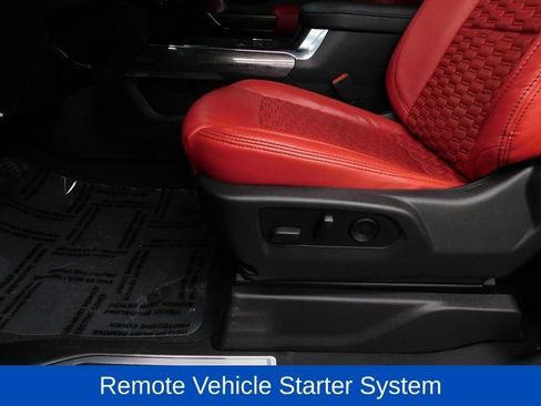 Used 2024 Chevrolet Silverado 2500 LT w/ Convenience Package image 24