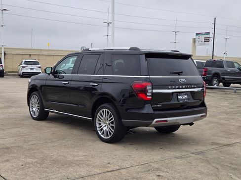Used 2023 Ford Expedition Limited image 6