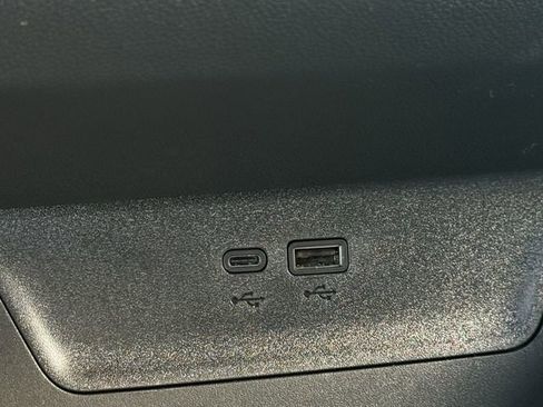 New 2026 Chevrolet Equinox LT w/ Convenience Package II image 19