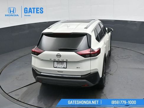 Used 2023 Nissan Rogue SV w/ SV Premium B Package image 39