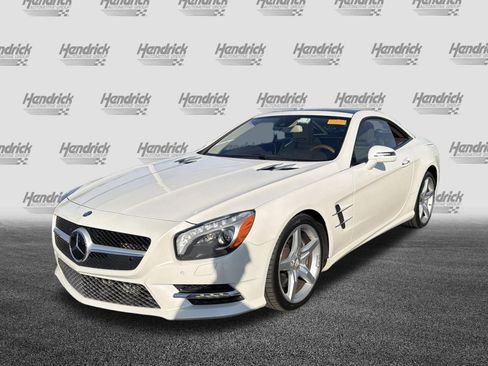 Used 2015 Mercedes-Benz SL 550 image 5
