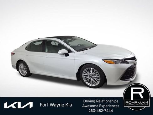 Used 2019 Toyota Camry XLE w/ Driver Assist Package FWD image 6