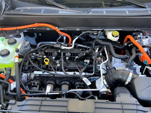 New 2026 Ford Maverick XL image 16