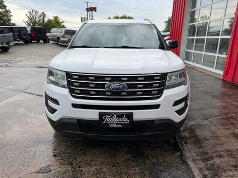 Used 2016 Ford Explorer 4WD image 3