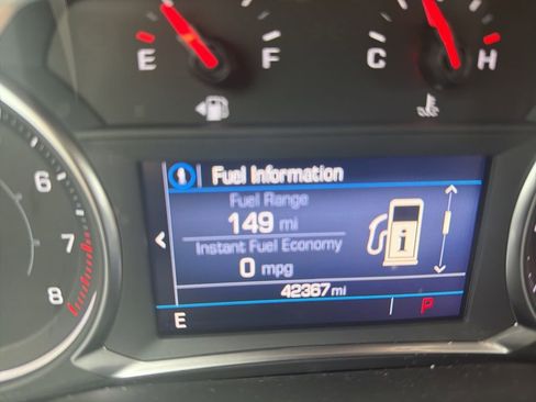 Used 2021 GMC Acadia SLE w/ Driver Convenience Package image 10