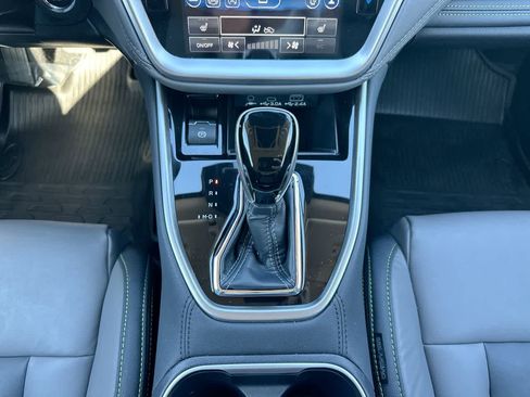 Certified 2025 Subaru Outback Onyx Edition image 35