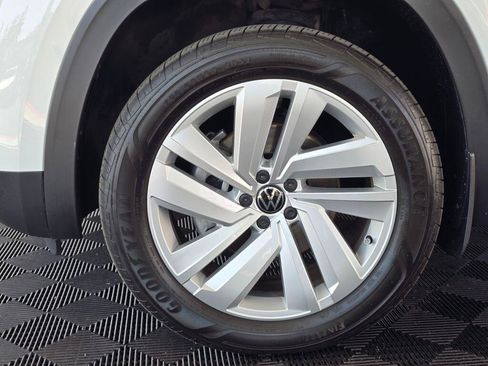 Used 2023 Volkswagen Atlas Cross Sport SE AWD/4WD image 10