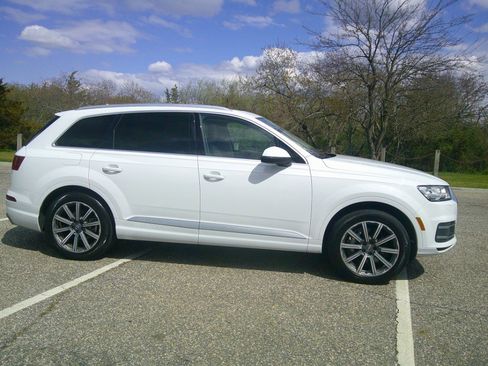 Used 2019 Audi Q7 3.0T Premium Plus w/ Premium Plus Package image 38