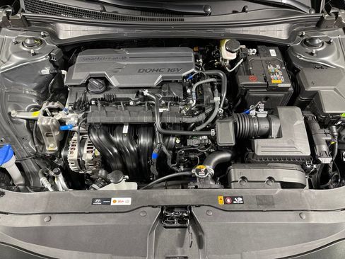 New 2026 Hyundai Elantra SEL Sport Premium FWD image 9