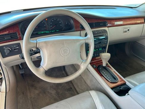Used 2002 Cadillac Eldorado Collector's Edition image 20