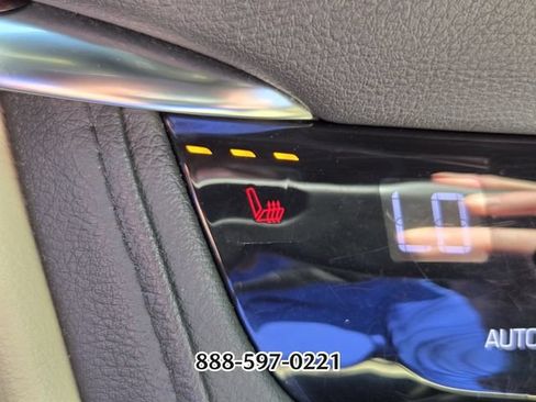 Used 2017 Cadillac XT5 Luxury w/ Driver Awareness Package FWD image 24
