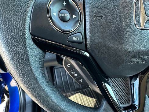 Used 2021 Honda HR-V EX image 24