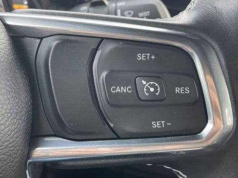 Used 2023 Jeep Wrangler Sahara w/ Cold Weather Group image 14