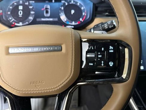 Used 2025 Land Rover Range Rover Sport Dynamic SE image 19