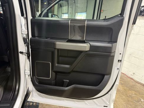 Used 2018 Ford F150 Raptor w/ Equipment Group 802A Luxury image 37