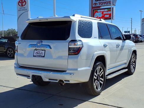 Certified 2022 Toyota 4Runner Limited image 6